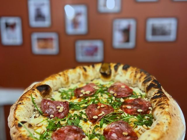 Queen Bufala  pizzeria Napolitaine 