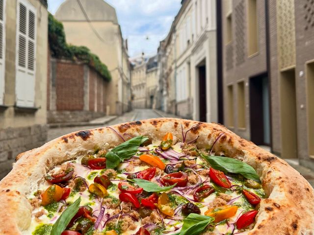Queen Bufala  pizzeria Napolitaine 